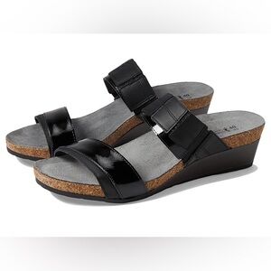 Naot Womens Royalty Black Sandals